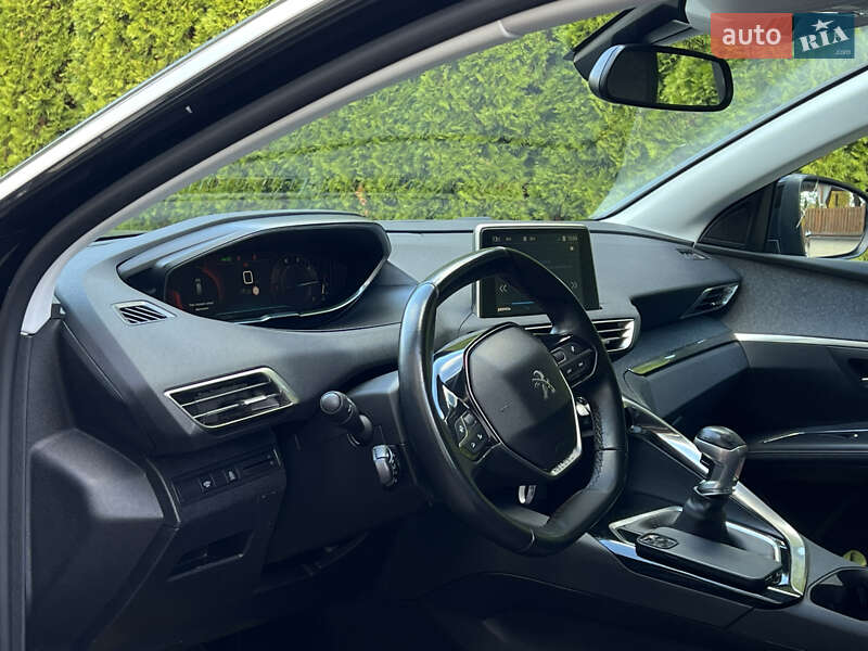 Позашляховик / Кросовер Peugeot 3008 2017 в Самборі