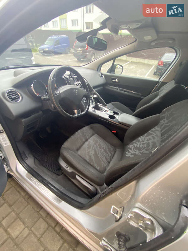 Позашляховик / Кросовер Peugeot 3008 2009 в Львові
