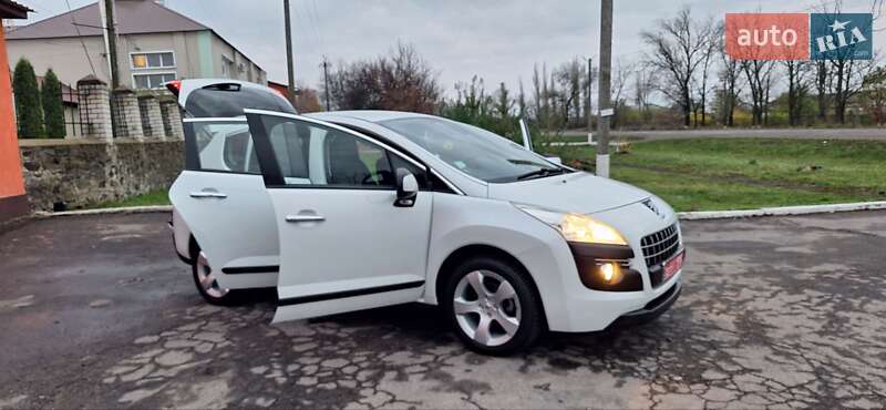 Внедорожник / Кроссовер Peugeot 3008 2012 в Новоархангельске