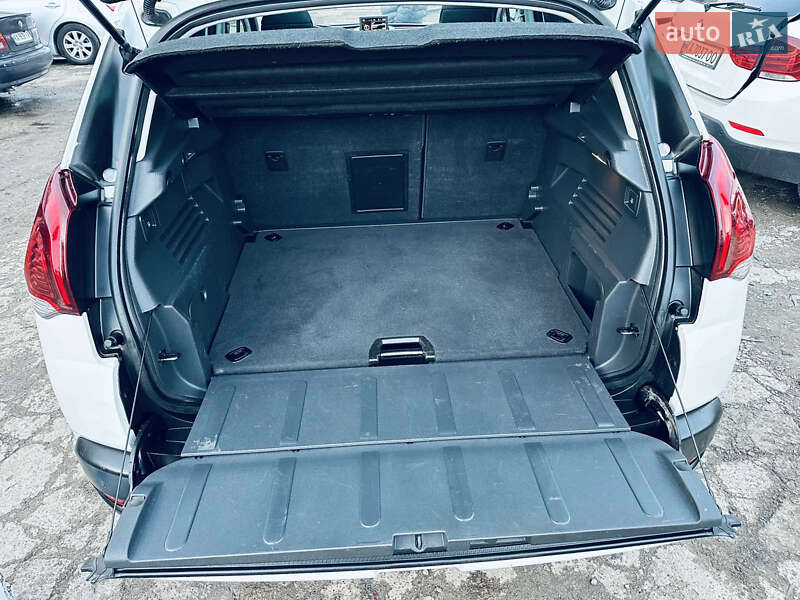 Внедорожник / Кроссовер Peugeot 3008 2016 в Киеве