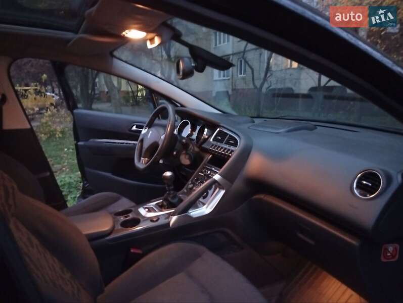 Внедорожник / Кроссовер Peugeot 3008 2012 в Львове фото 17 Внедорожник / Кроссовер Peugeot 3008 2012 в Львове