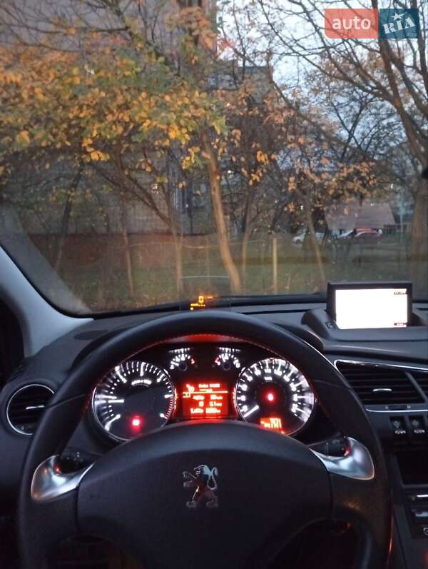 Внедорожник / Кроссовер Peugeot 3008 2012 в Львове фото 21 Внедорожник / Кроссовер Peugeot 3008 2012 в Львове