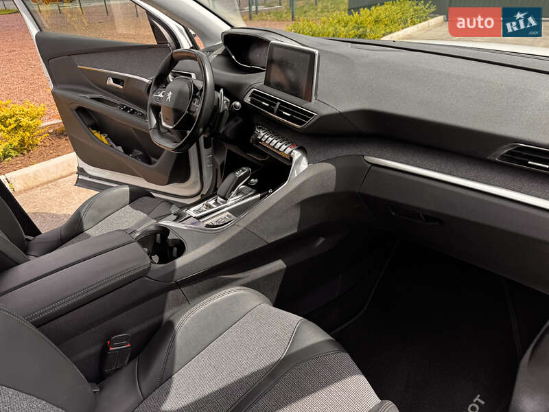 Внедорожник / Кроссовер Peugeot 3008 2020 в Киеве фото 27 Внедорожник / Кроссовер Peugeot 3008 2020 в Киеве