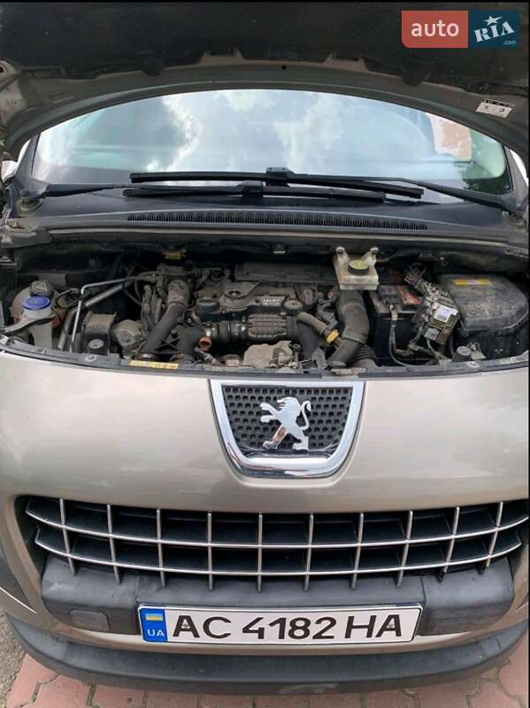 Позашляховик / Кросовер Peugeot 3008 2012 в Рожище