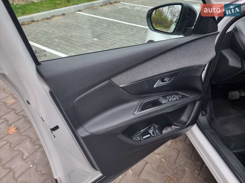 Внедорожник / Кроссовер Peugeot 3008 2019 в Ковеле фото 16 Внедорожник / Кроссовер Peugeot 3008 2019 в Ковеле