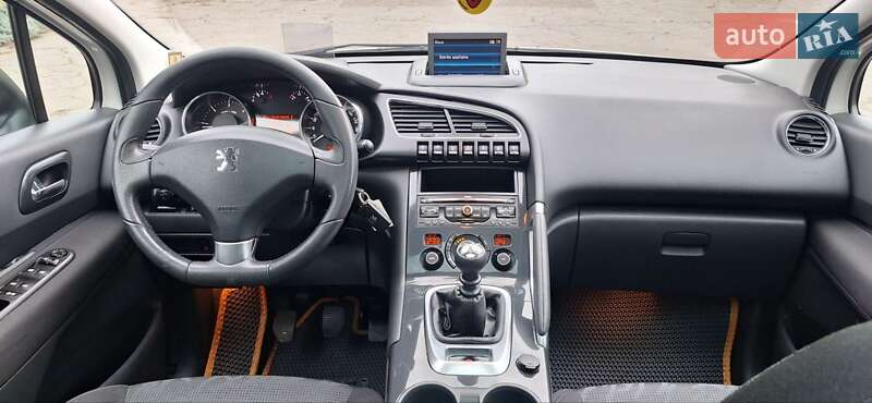 Позашляховик / Кросовер Peugeot 3008 2012 в Новоархангельську фото 14 Позашляховик / Кросовер Peugeot 3008 2012 в Новоархангельську