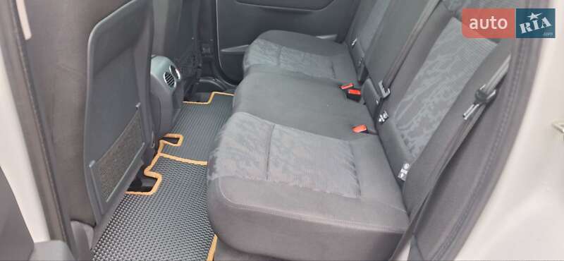 Позашляховик / Кросовер Peugeot 3008 2012 в Новоархангельську фото 47 Позашляховик / Кросовер Peugeot 3008 2012 в Новоархангельську