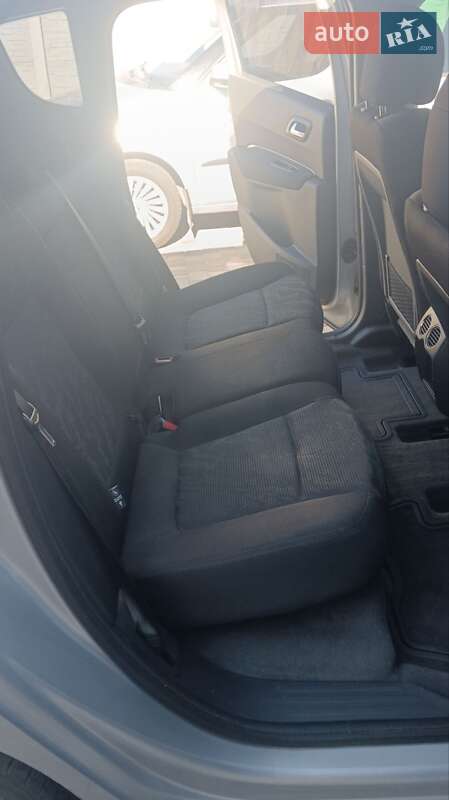Внедорожник / Кроссовер Peugeot 3008 2011 в Харькове фото 24 Внедорожник / Кроссовер Peugeot 3008 2011 в Харькове