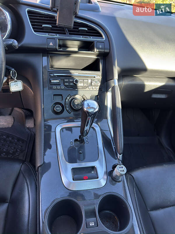 Внедорожник / Кроссовер Peugeot 3008 2011 в Тернополе
