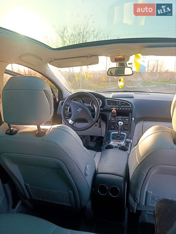 Позашляховик / Кросовер Peugeot 3008 2010 в Рівному