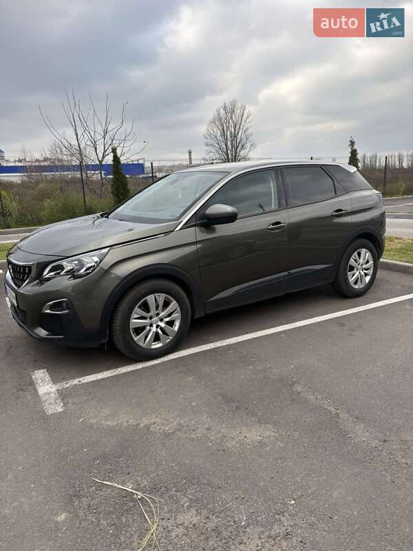 Внедорожник / Кроссовер Peugeot 3008 2019 в Киеве