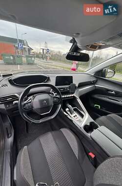 Внедорожник / Кроссовер Peugeot 3008 2019 в Киеве