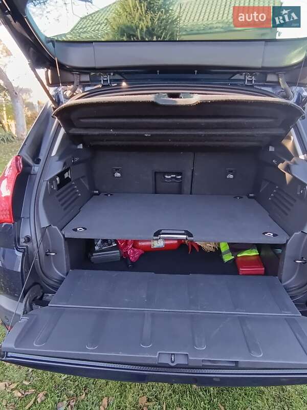 Позашляховик / Кросовер Peugeot 3008 2010 в Трускавці