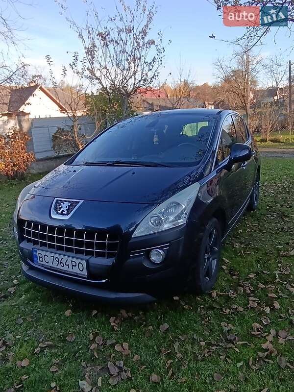 Позашляховик / Кросовер Peugeot 3008 2010 в Трускавці
