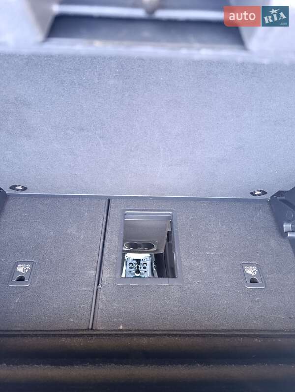 Позашляховик / Кросовер Peugeot 3008 2010 в Трускавці