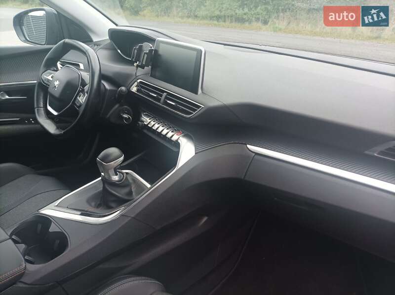 Внедорожник / Кроссовер Peugeot 3008 2017 в Красилове