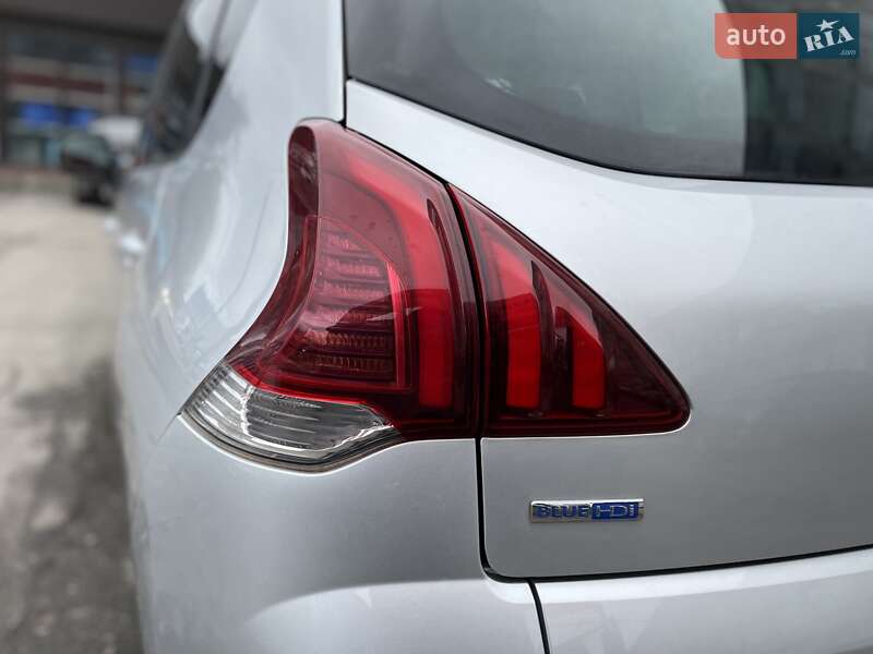 Внедорожник / Кроссовер Peugeot 3008 2015 в Сумах