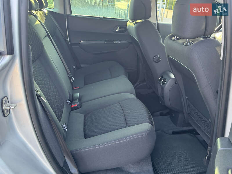 Позашляховик / Кросовер Peugeot 3008 2014 в Хмельницькому