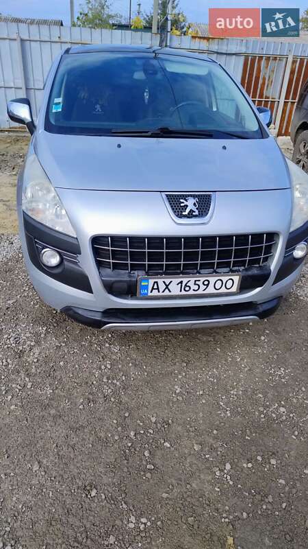 Peugeot 3008 2011