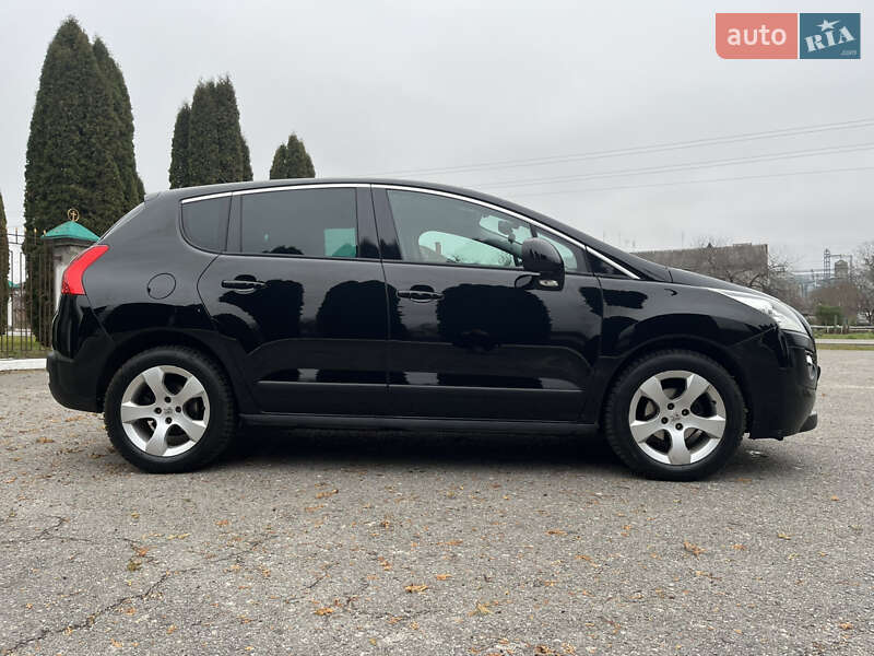 Позашляховик / Кросовер Peugeot 3008 2010 в Дубні