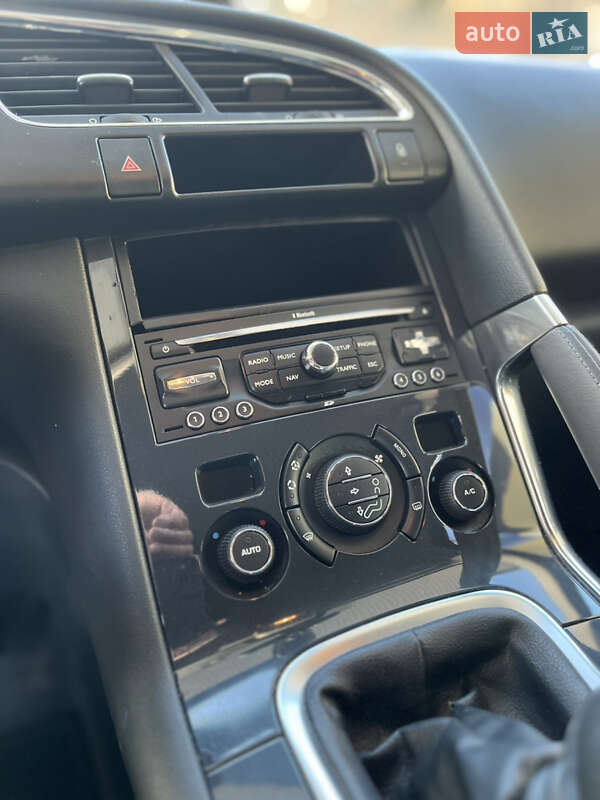 Позашляховик / Кросовер Peugeot 3008 2010 в Дубні