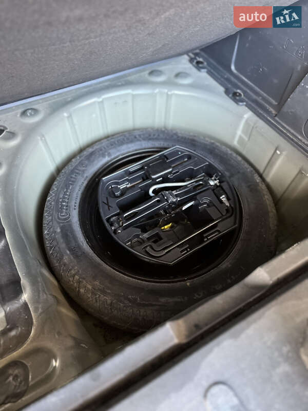 Позашляховик / Кросовер Peugeot 3008 2010 в Дубні