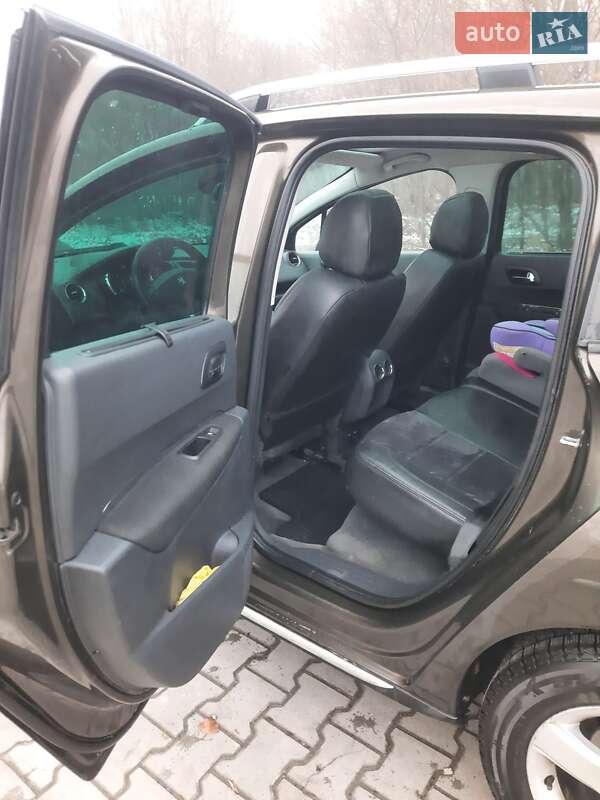 Внедорожник / Кроссовер Peugeot 3008 2010 в Чорткове фото 11 Внедорожник / Кроссовер Peugeot 3008 2010 в Чорткове