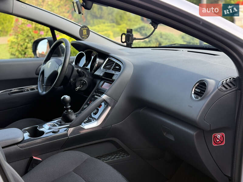 Внедорожник / Кроссовер Peugeot 3008 2014 в Стрые