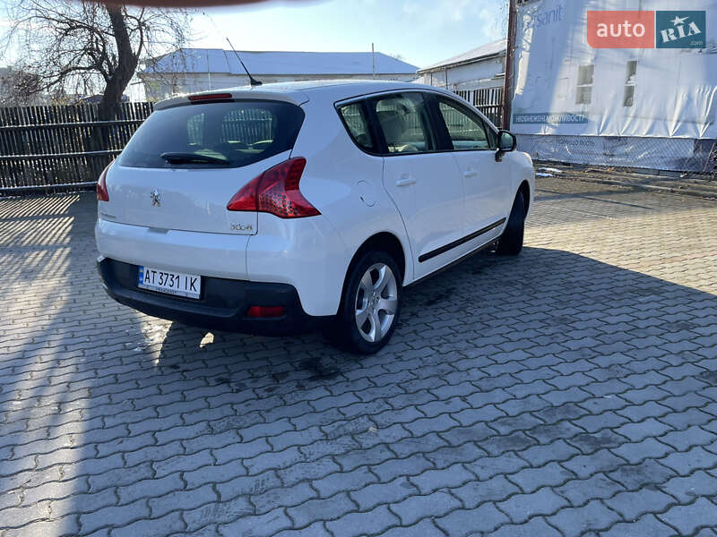 Внедорожник / Кроссовер Peugeot 3008 2011 в Калуше