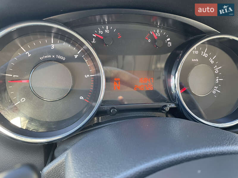 Внедорожник / Кроссовер Peugeot 3008 2011 в Калуше