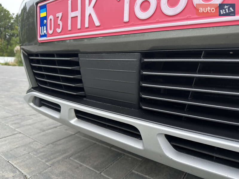 Внедорожник / Кроссовер Peugeot 3008 2019 в Луцке