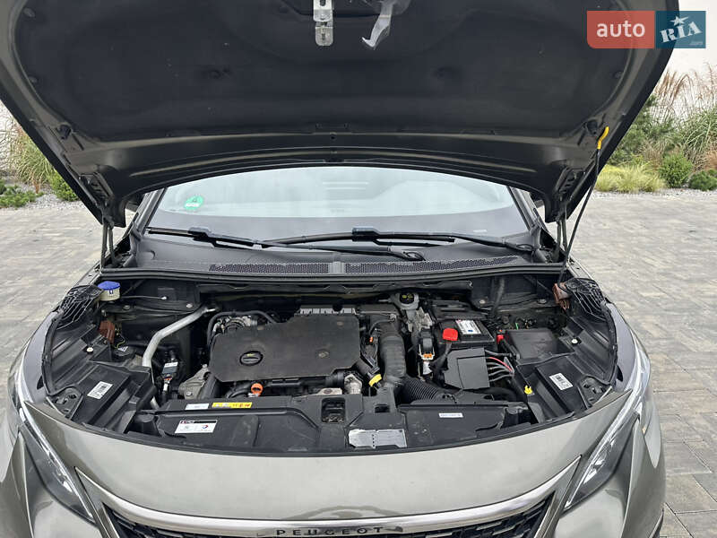 Внедорожник / Кроссовер Peugeot 3008 2019 в Луцке
