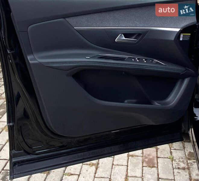 Внедорожник / Кроссовер Peugeot 3008 2022 в Ровно