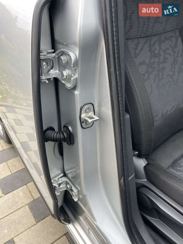 Внедорожник / Кроссовер Peugeot 3008 2010 в Мукачево фото 13 Внедорожник / Кроссовер Peugeot 3008 2010 в Мукачево