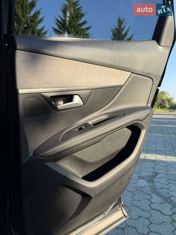 Внедорожник / Кроссовер Peugeot 3008 2021 в Дубно