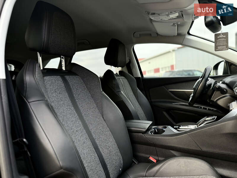 Внедорожник / Кроссовер Peugeot 3008 2017 в Луцке