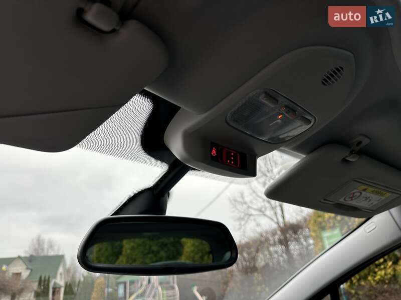 Внедорожник / Кроссовер Peugeot 3008 2016 в Луцке