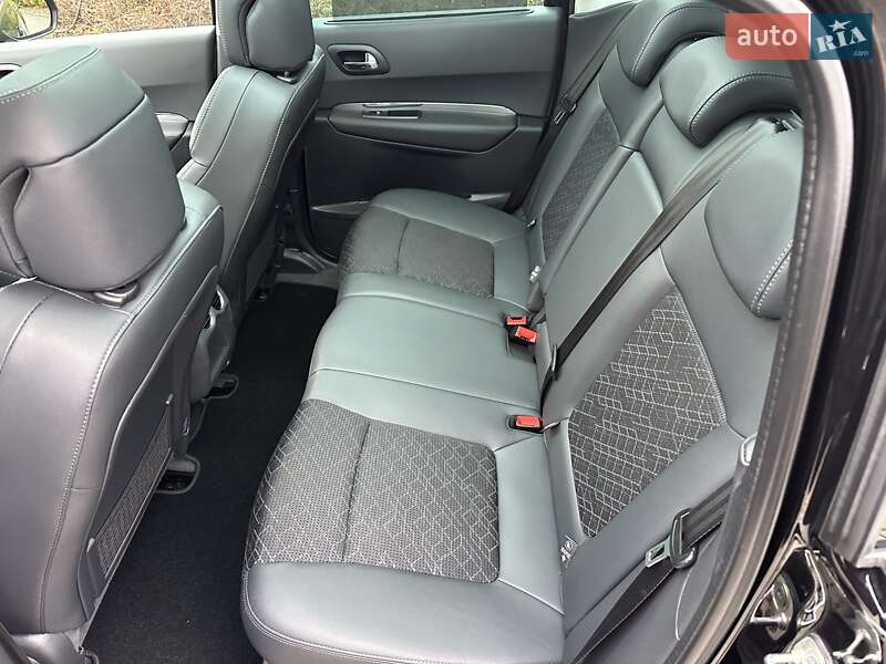 Внедорожник / Кроссовер Peugeot 3008 2016 в Луцке