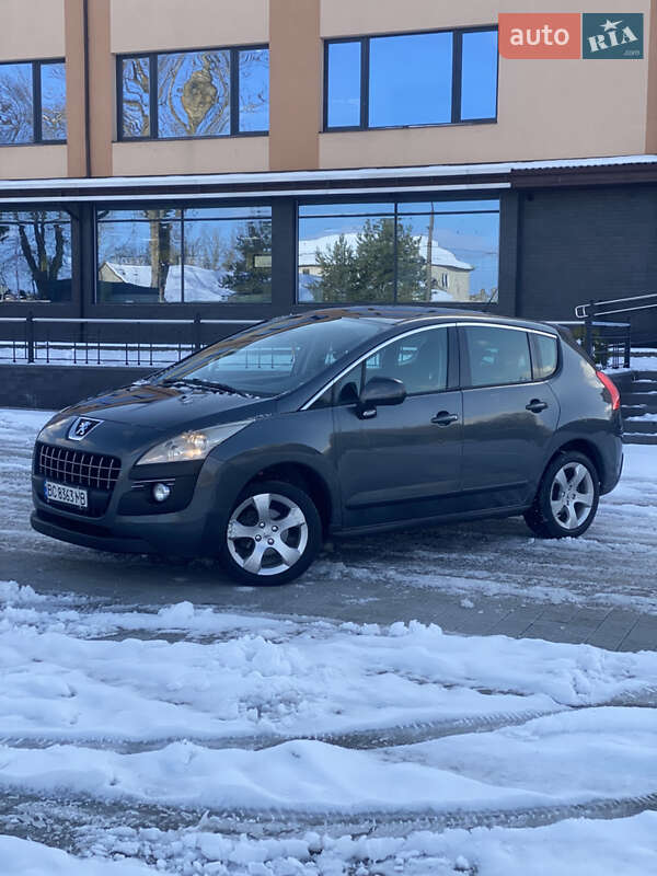 Внедорожник / Кроссовер Peugeot 3008 2010 в Городке