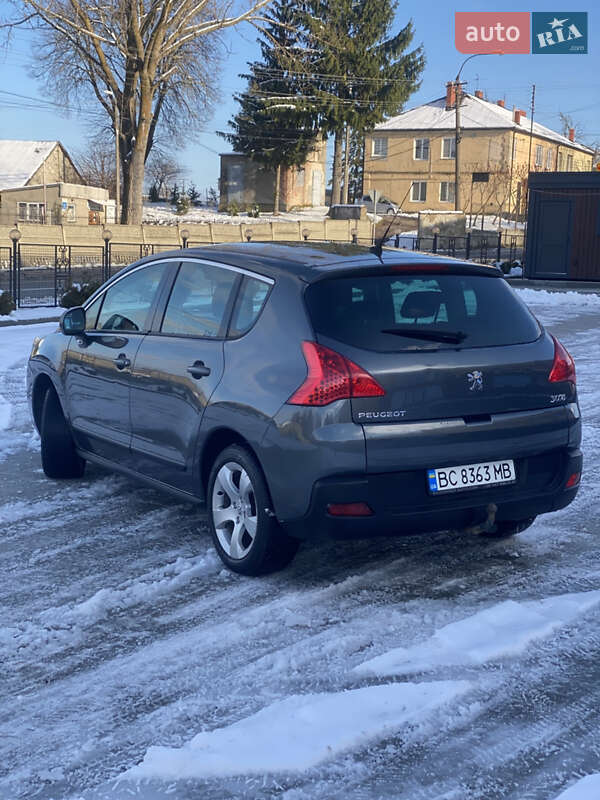 Внедорожник / Кроссовер Peugeot 3008 2010 в Городке