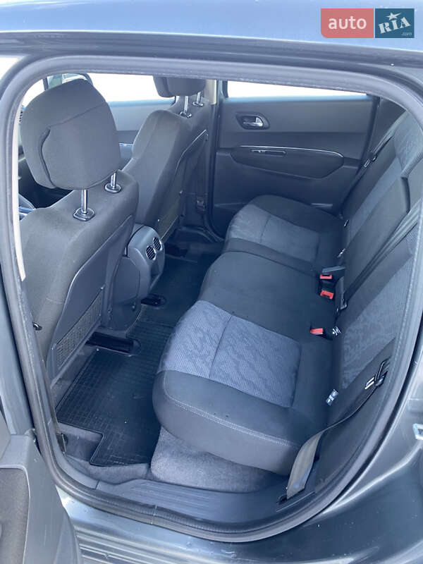 Внедорожник / Кроссовер Peugeot 3008 2010 в Городке