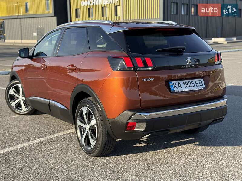 Внедорожник / Кроссовер Peugeot 3008 2017 в Киеве