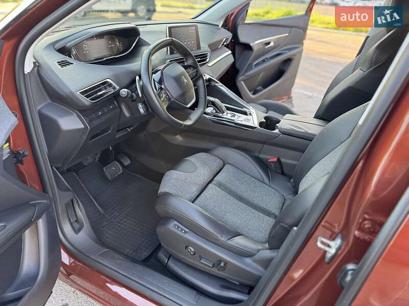 Внедорожник / Кроссовер Peugeot 3008 2017 в Киеве