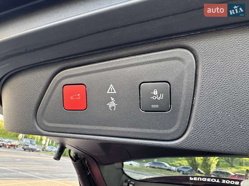 Внедорожник / Кроссовер Peugeot 3008 2017 в Киеве