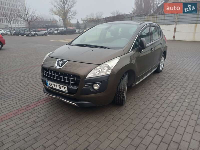 Peugeot 3008 2011