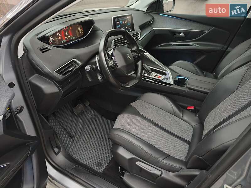 Внедорожник / Кроссовер Peugeot 3008 2017 в Львове фото 22 Внедорожник / Кроссовер Peugeot 3008 2017 в Львове
