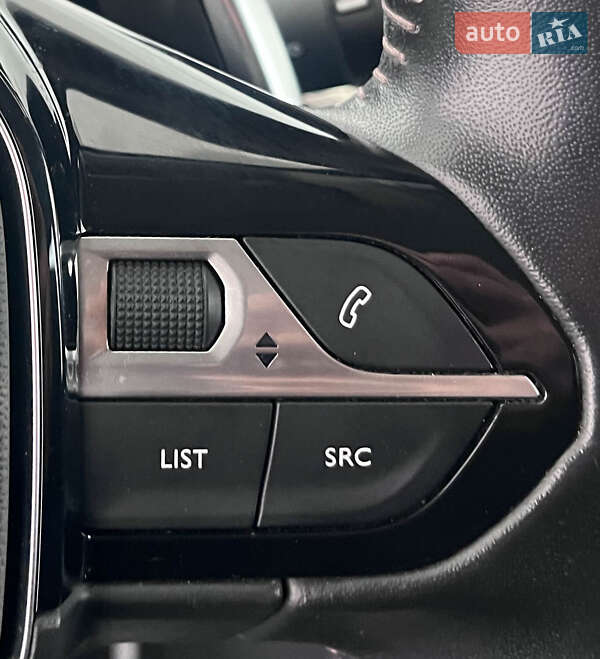 Внедорожник / Кроссовер Peugeot 3008 2019 в Львове