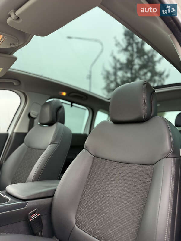 Позашляховик / Кросовер Peugeot 3008 2015 в Старокостянтинові