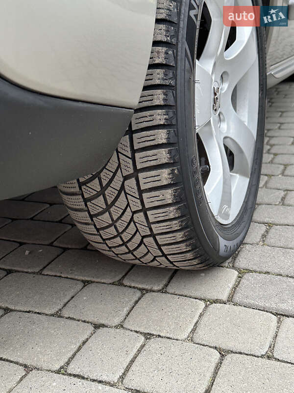 Внедорожник / Кроссовер Peugeot 3008 2014 в Тернополе