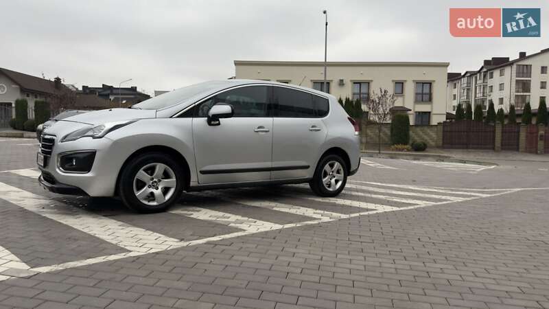 Позашляховик / Кросовер Peugeot 3008 2015 в Рівному